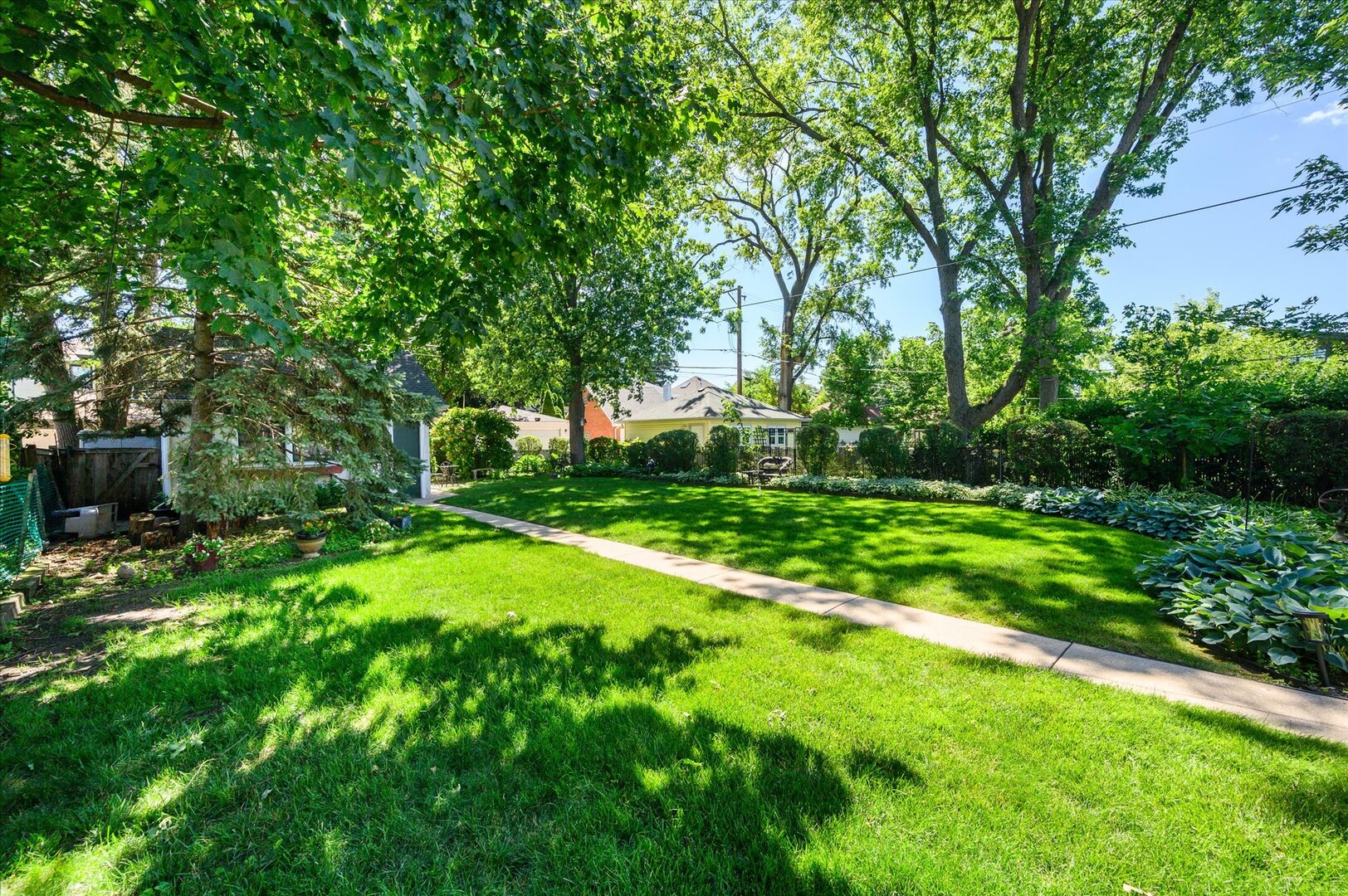 836 N Grove Avenue Property Photo 39