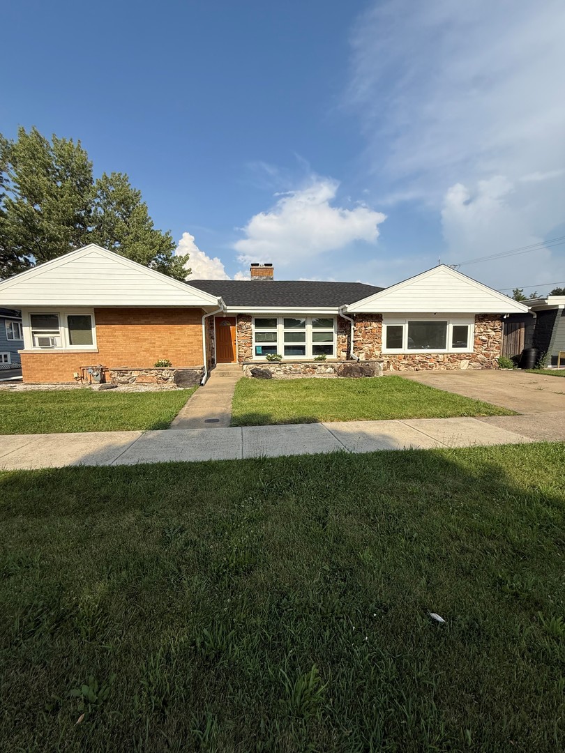 3839 Ridgeland Avenue Property Photo 1