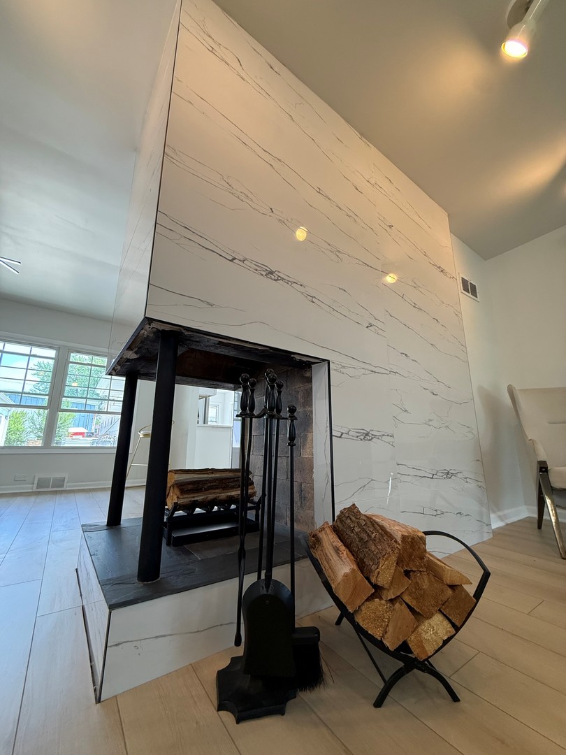 3839 Ridgeland Avenue Property Photo 10