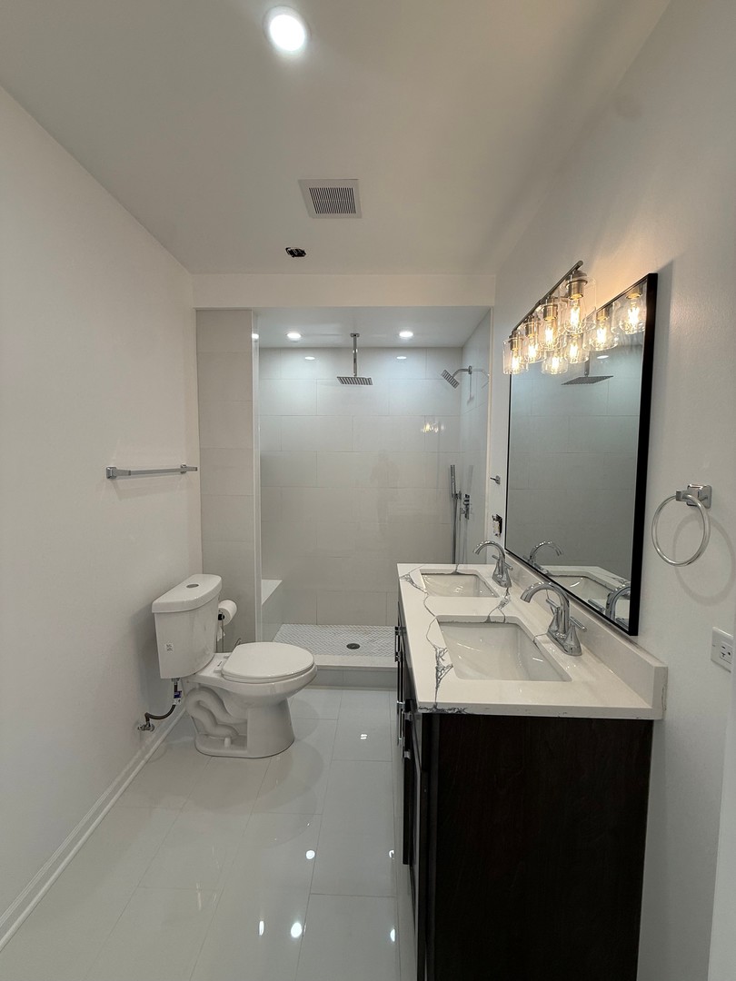 3839 Ridgeland Avenue Property Photo 21