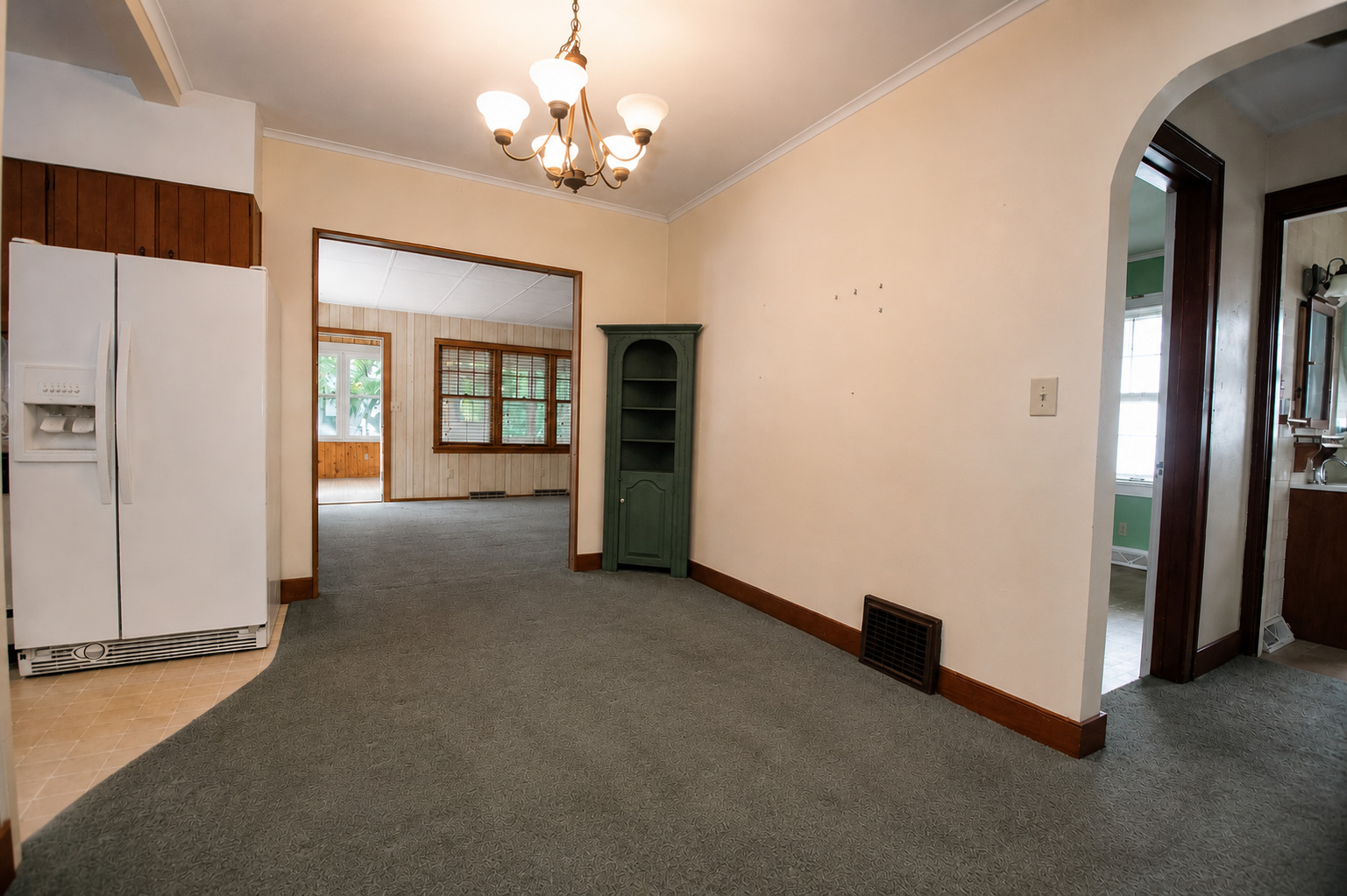1705 W 2nd Street Property Photo 8