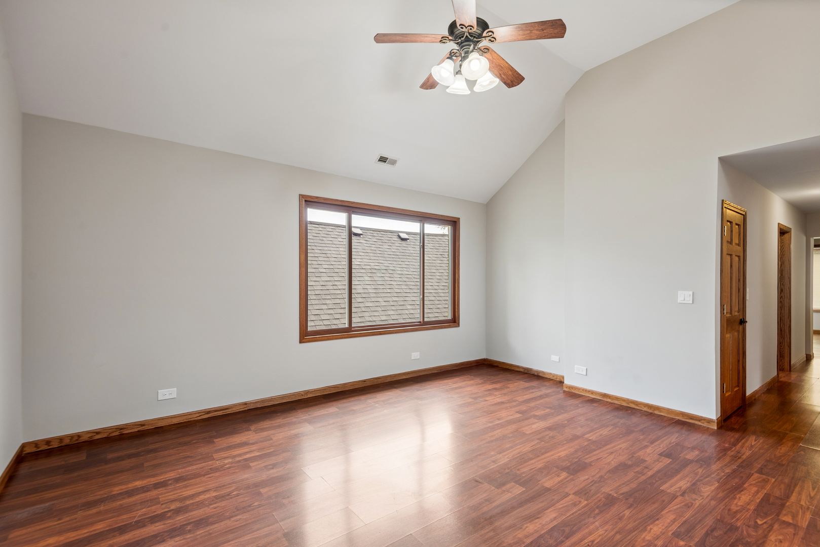 3526 N Overhill Avenue Property Photo 21