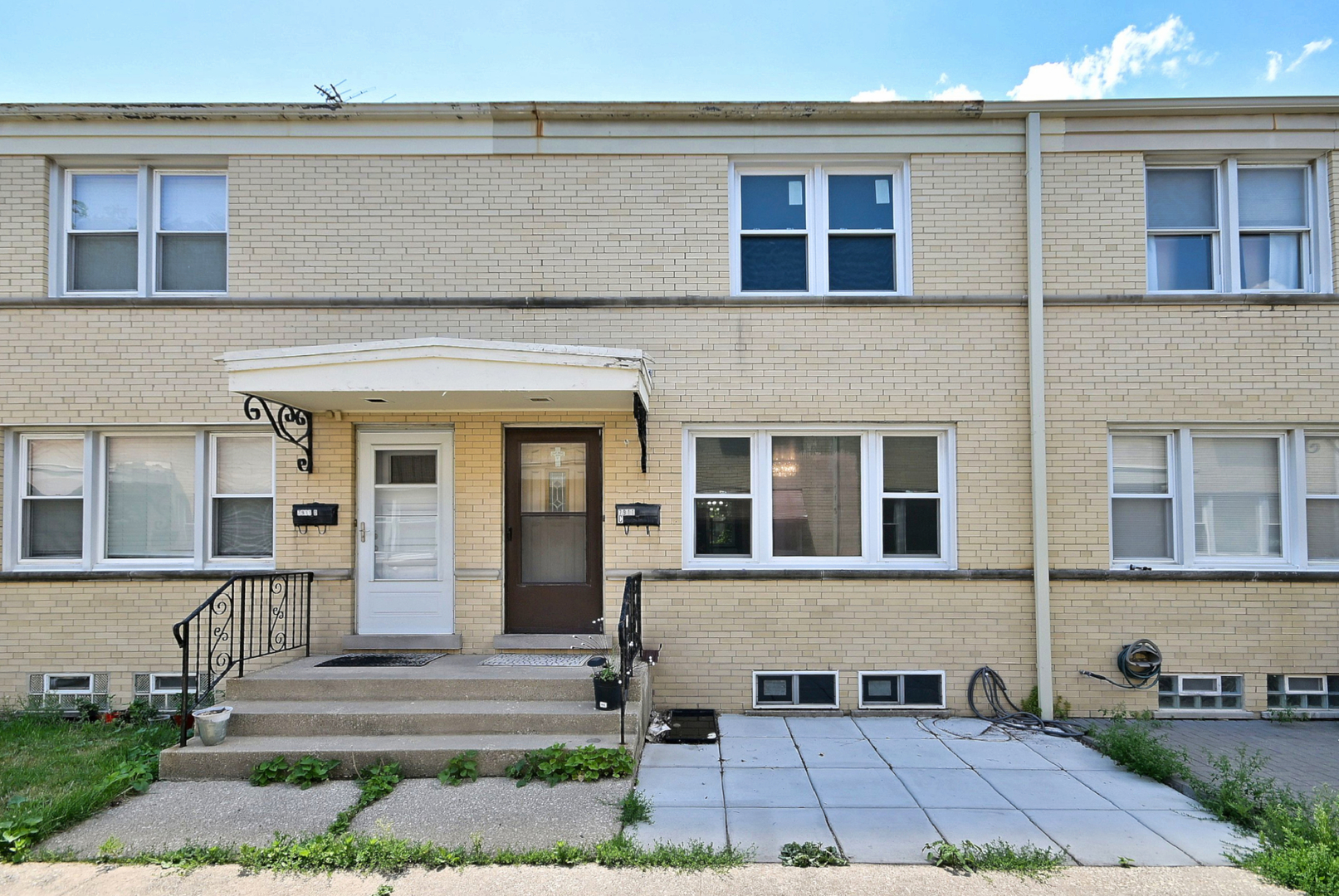 7911 North Avenue C Property Photo 1