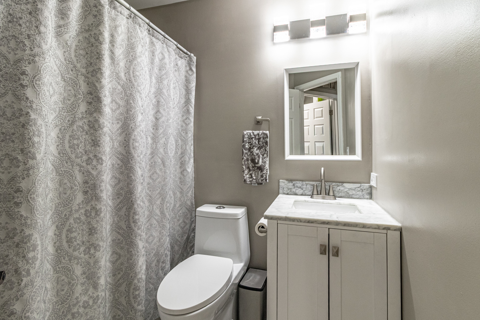 1228 Orleans Drive Property Photo 14