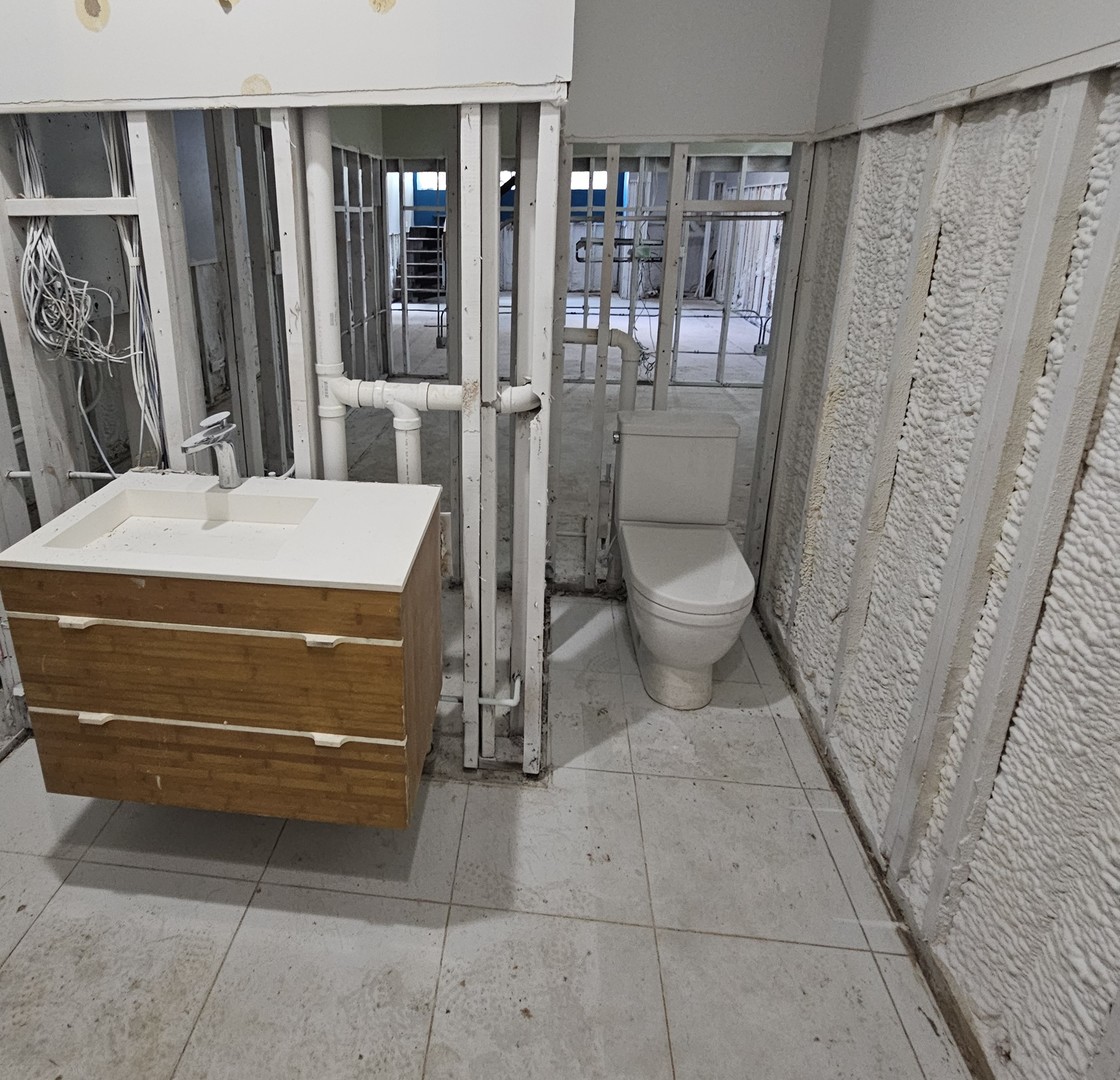 1013 N Honore Street 1 Property Photo 15