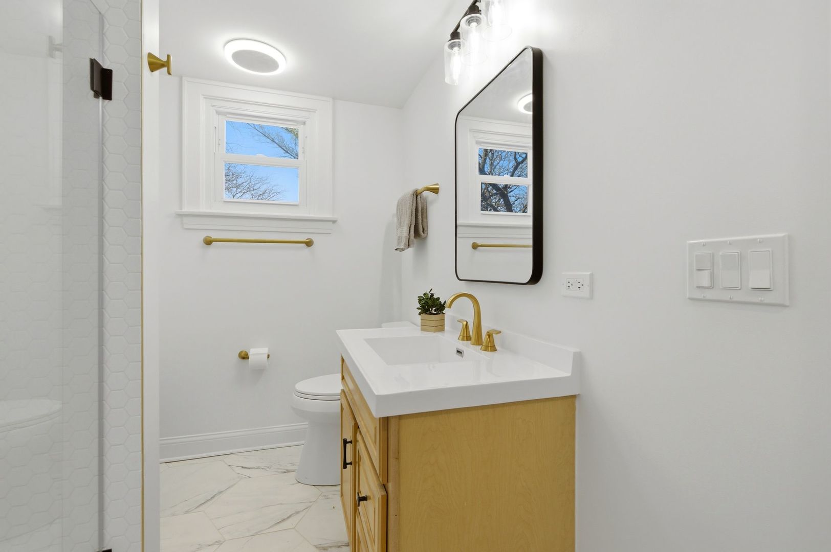 4425 Wilson Avenue Property Photo 40