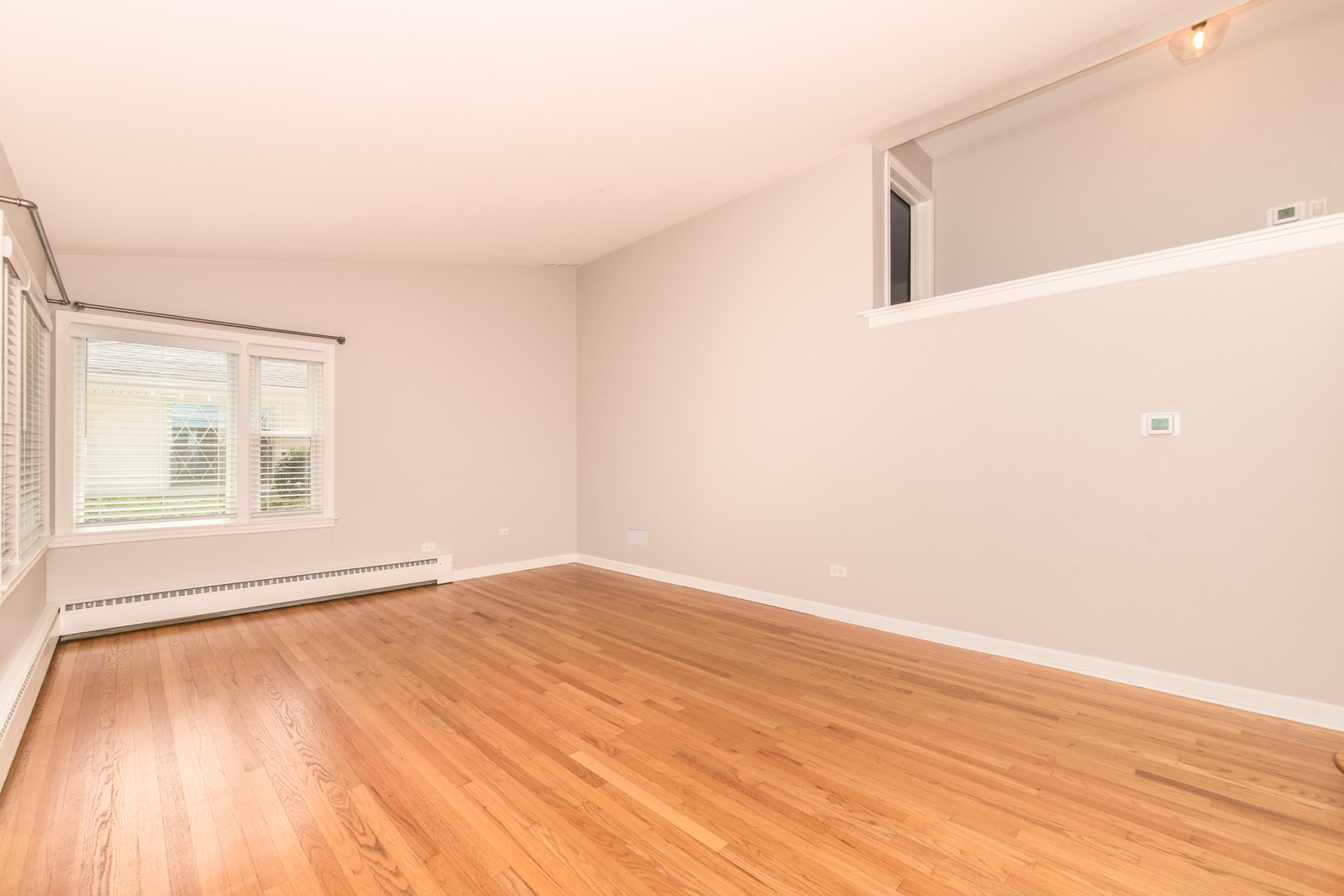 112 N Broadway Avenue Property Photo 5
