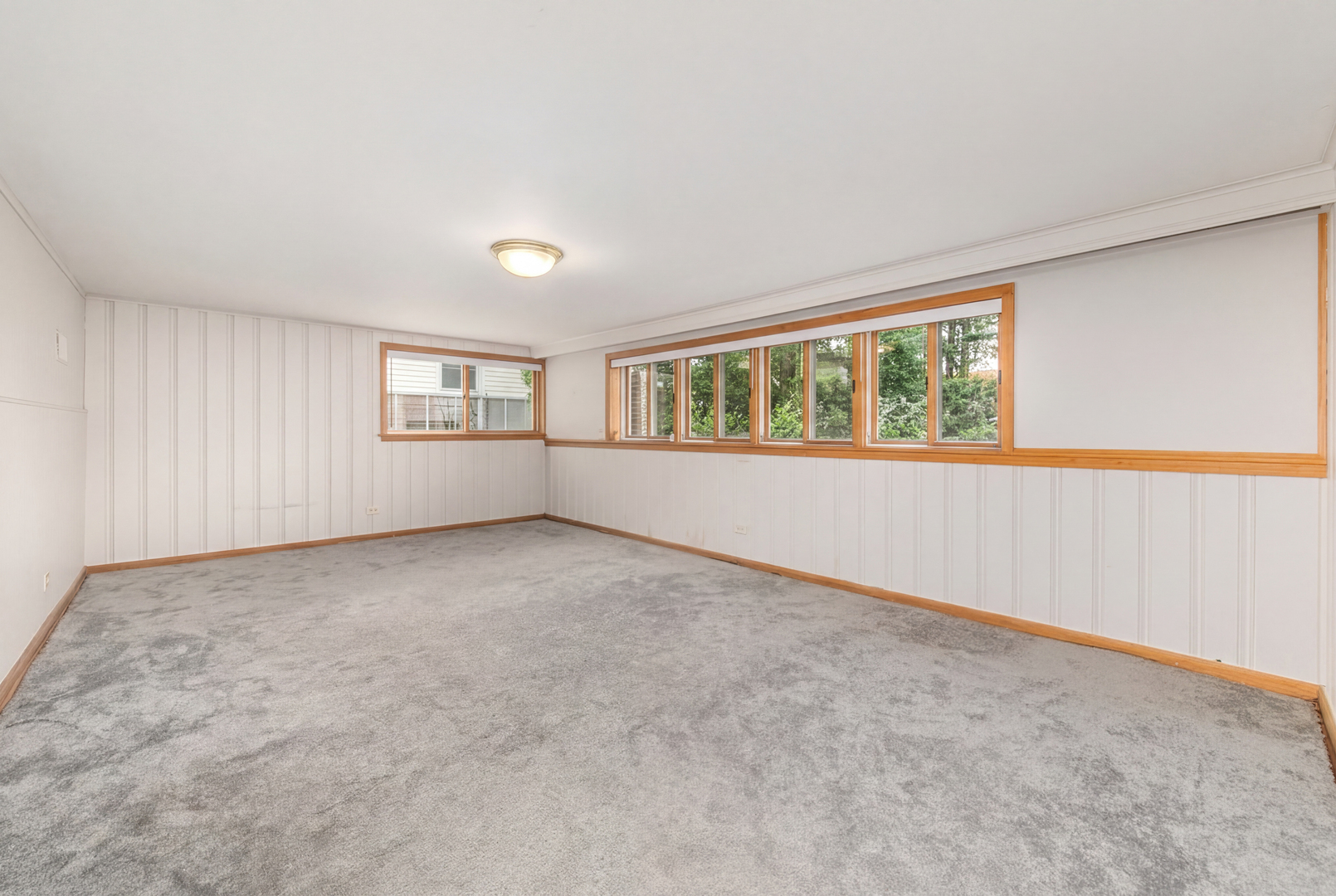 112 N Broadway Avenue Property Photo 13