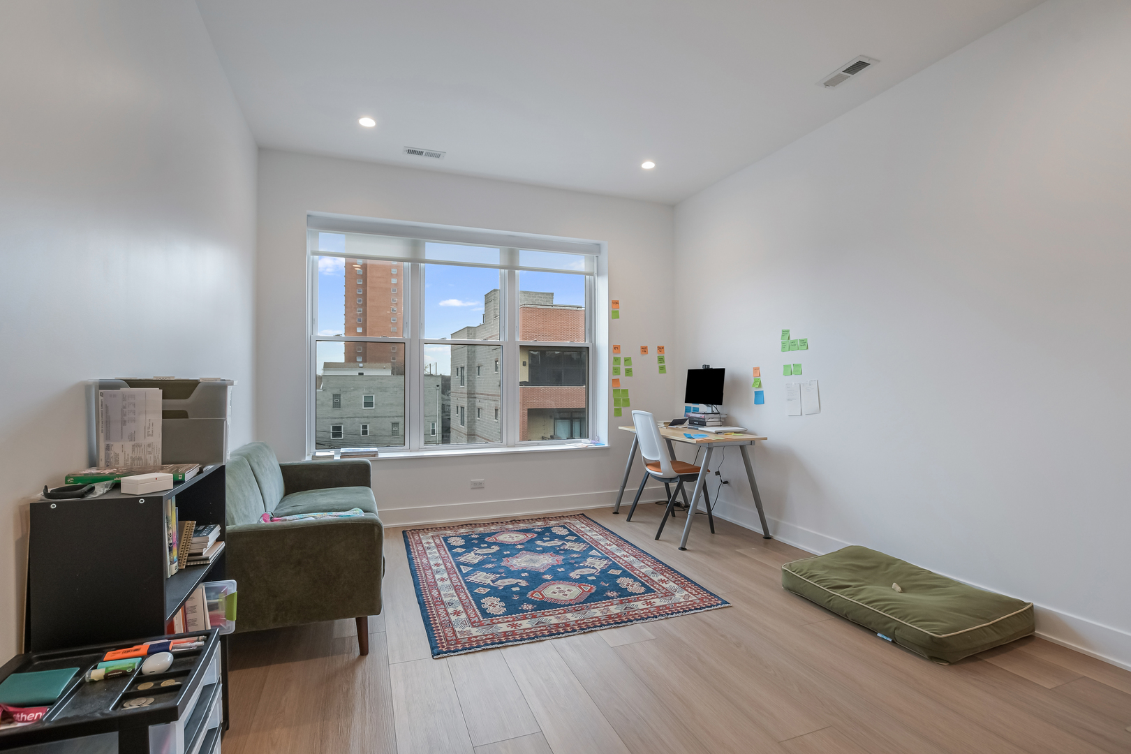 1421 W Chicago Avenue Property Photo 5