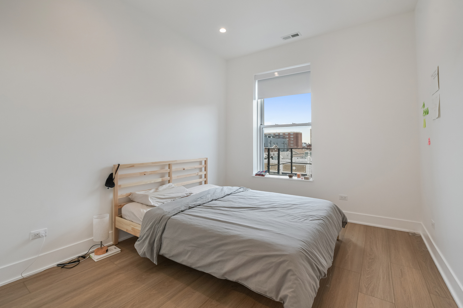 1421 W Chicago Avenue Property Photo 9