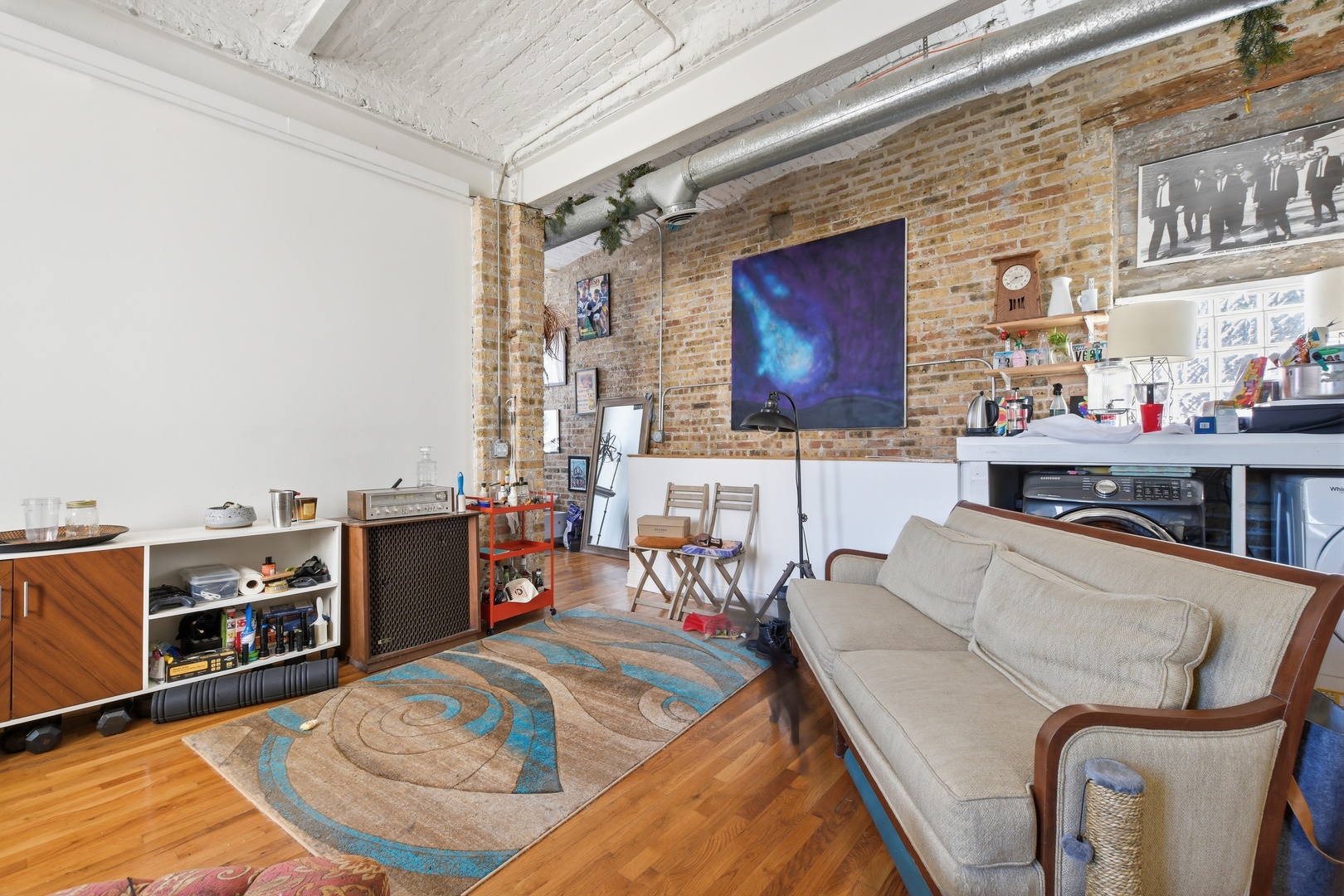 1421 W Chicago Avenue Property Photo 27