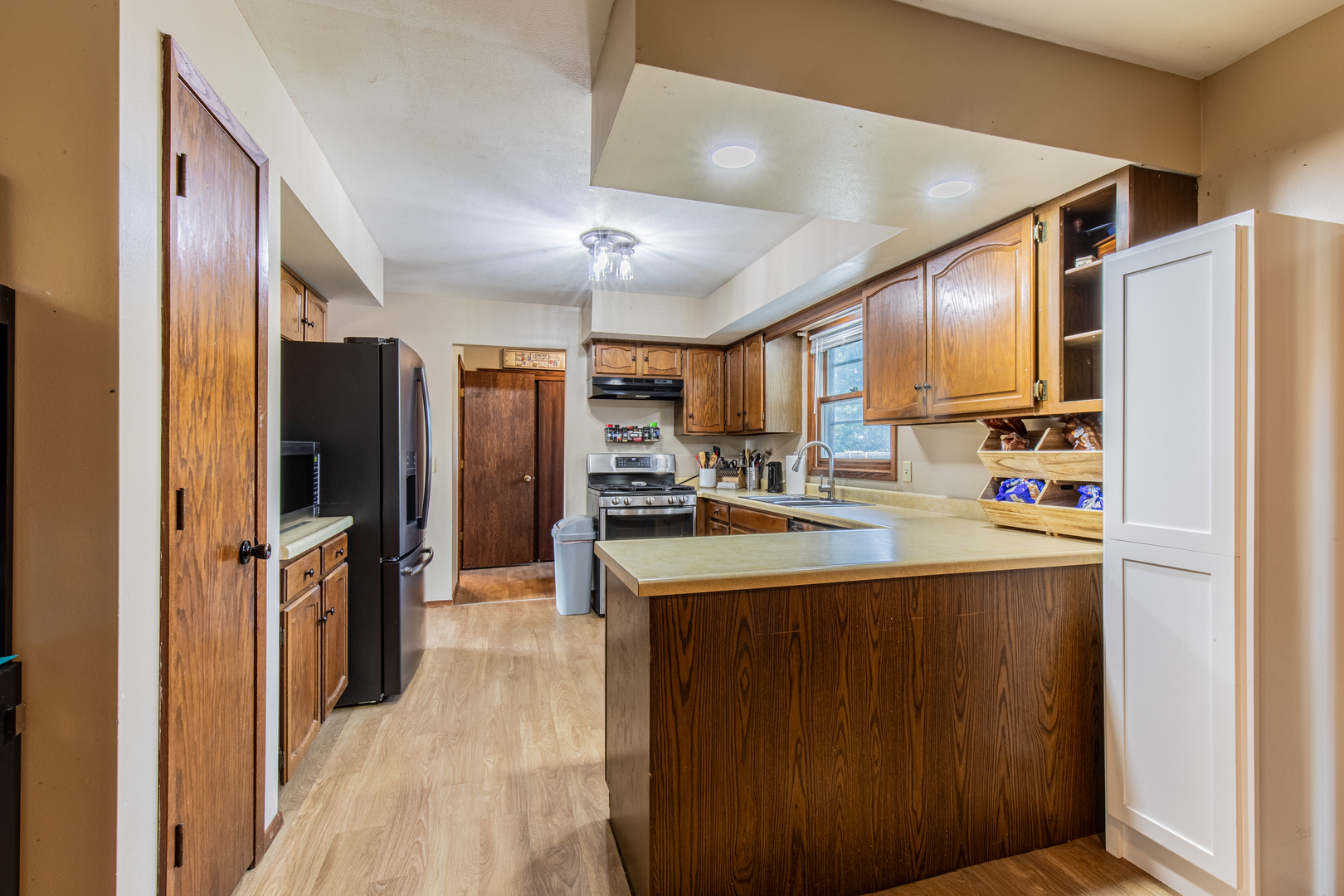 208 Pittman Court Property Photo 17