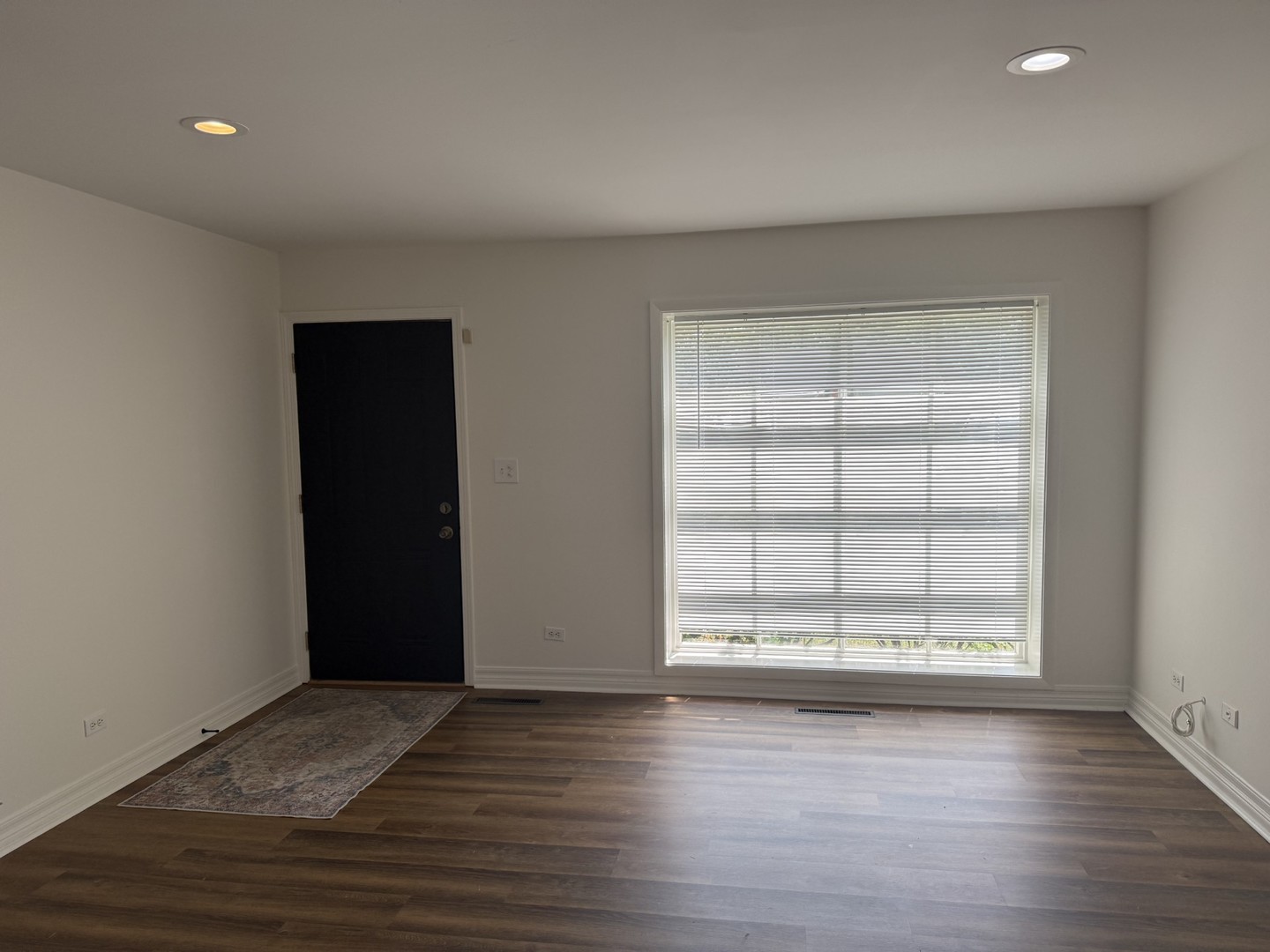 3420 Greenbriar Drive Property Photo 2