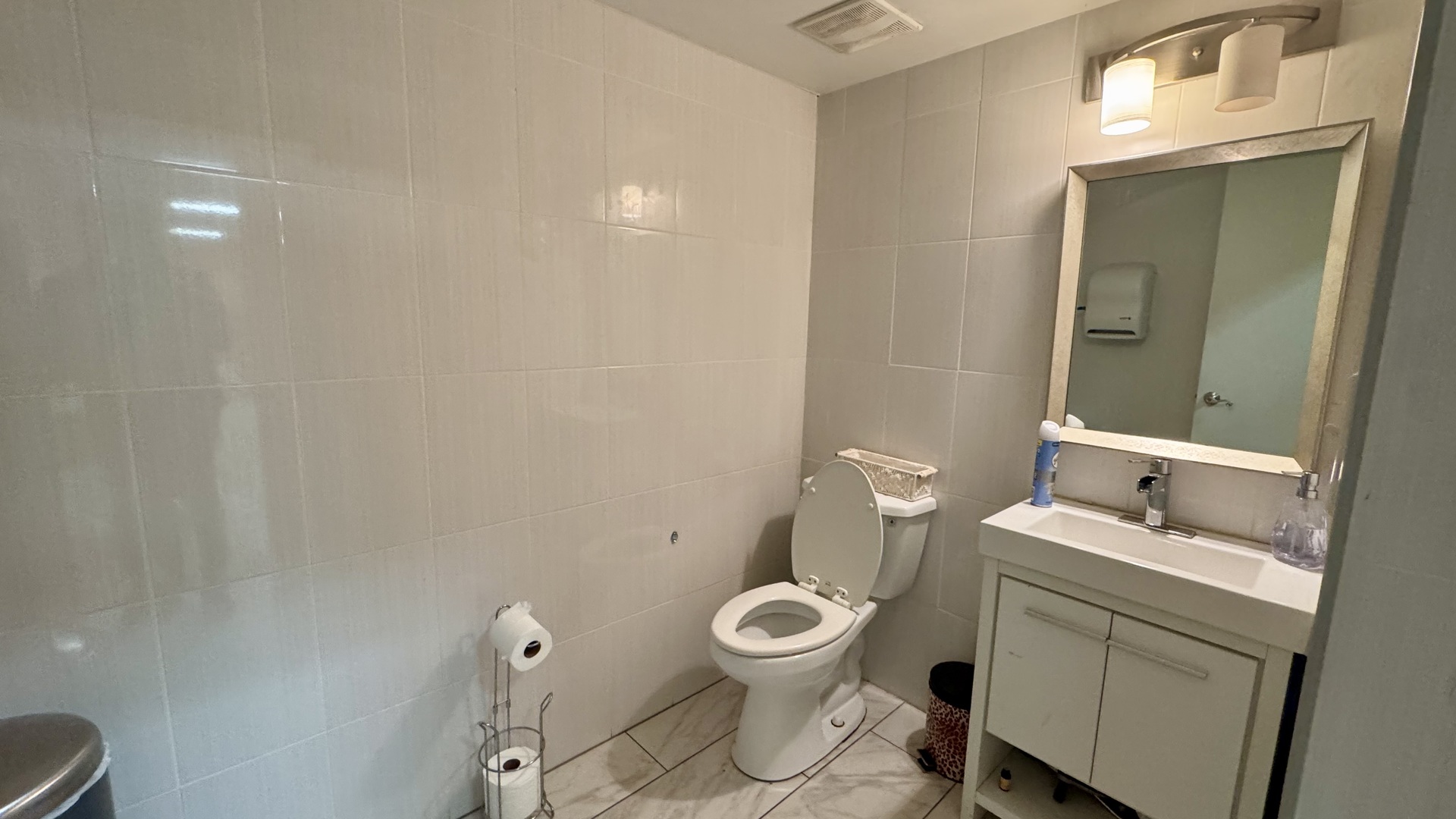 1125 S Main Street H Property Photo 11