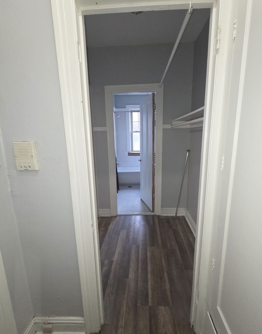 212 S 5th Avenue A3 Property Photo 3