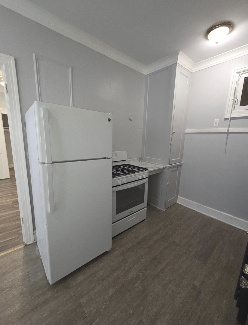 212 S 5th Avenue A3 Property Photo 6