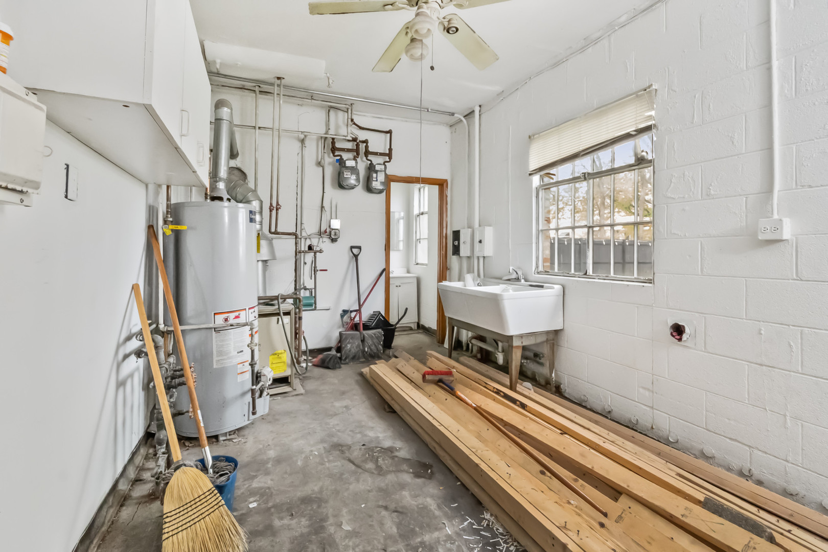 2544 E 83rd Street Property Photo 8