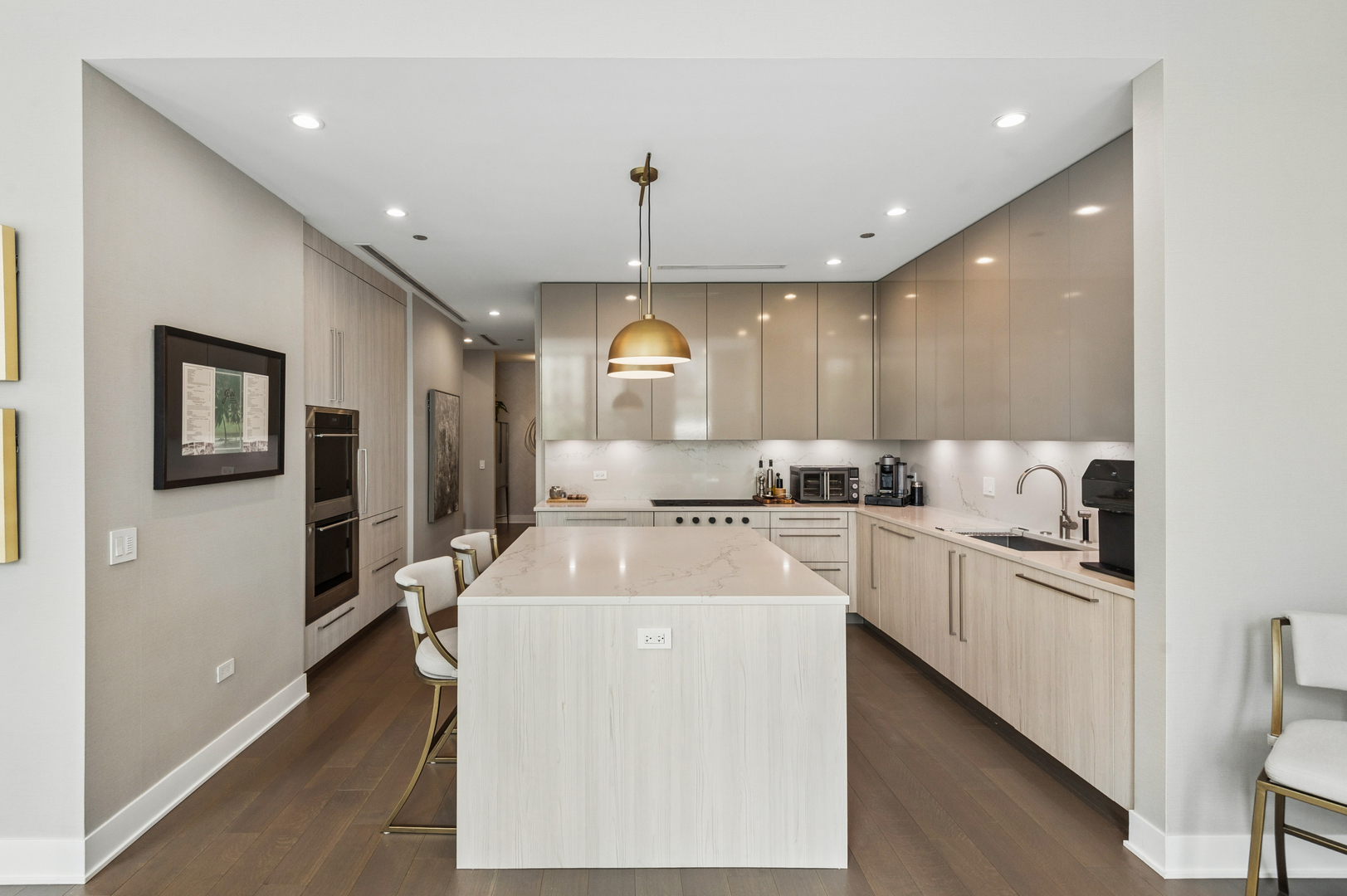 403 N Wabash Avenue 3a Property Photo 15