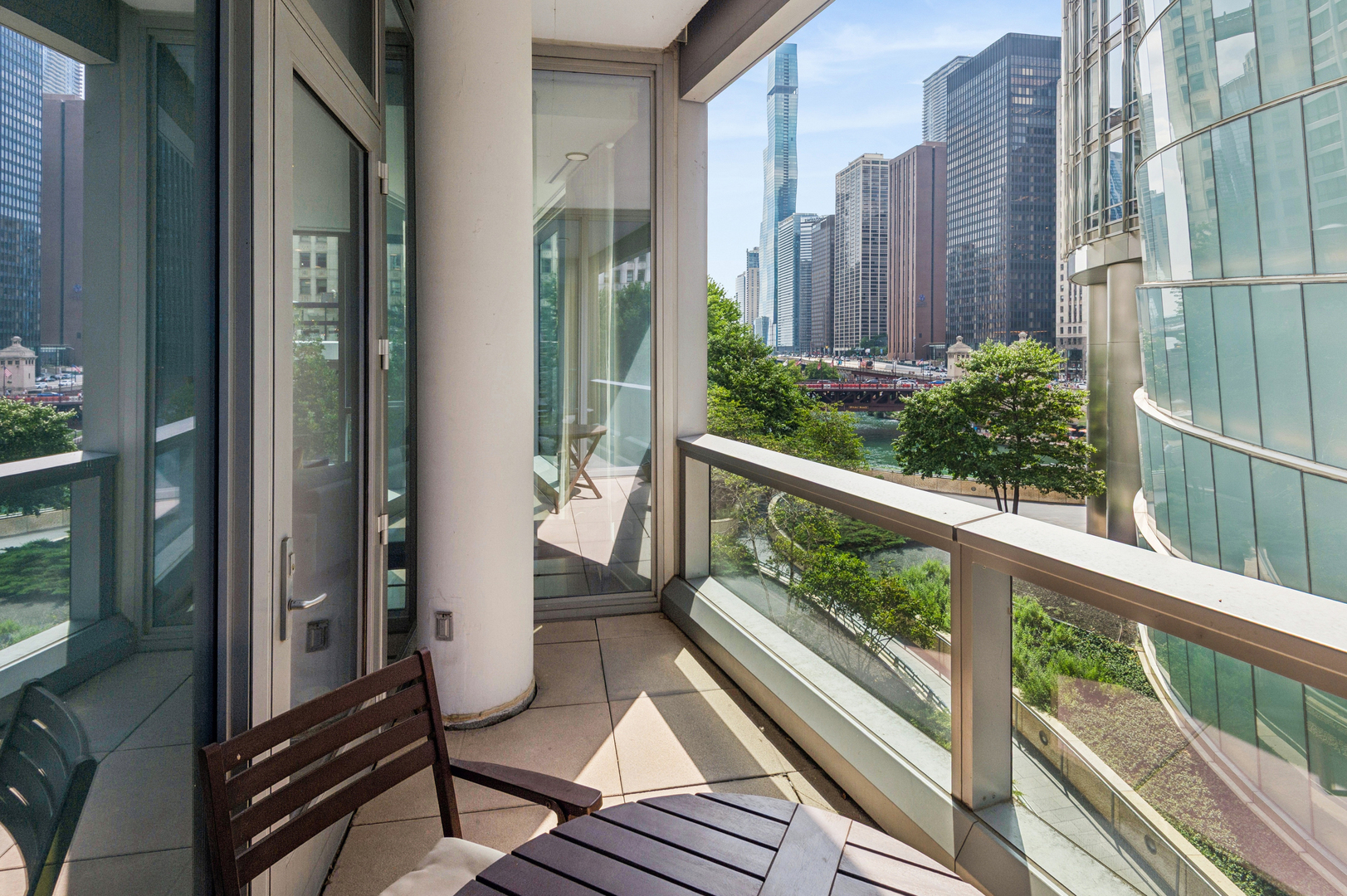 403 N Wabash Avenue 3a Property Photo 16
