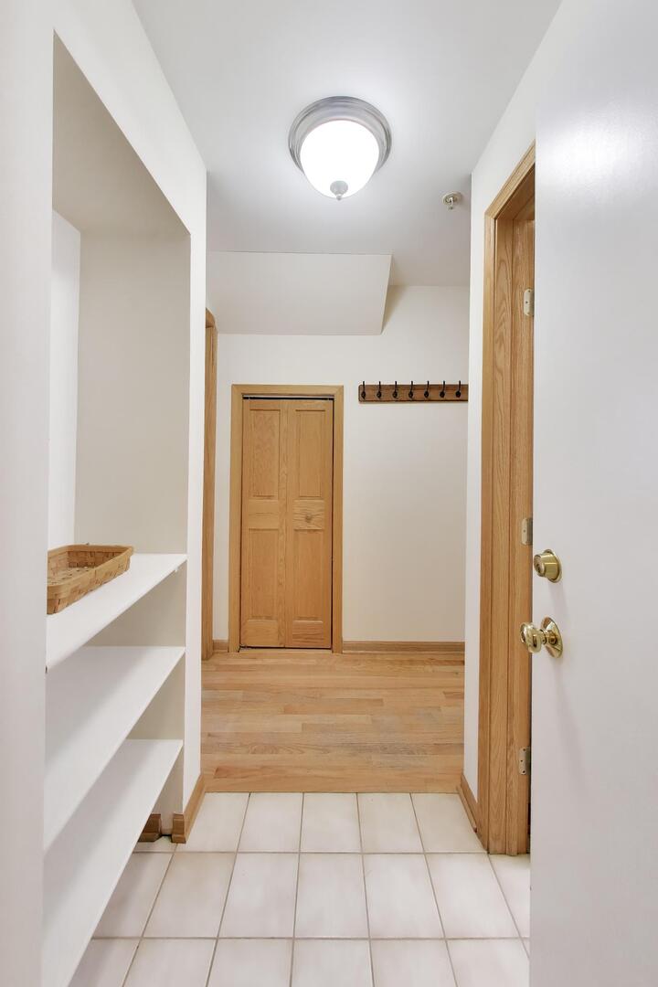 617 South Boulevard H Property Photo 5