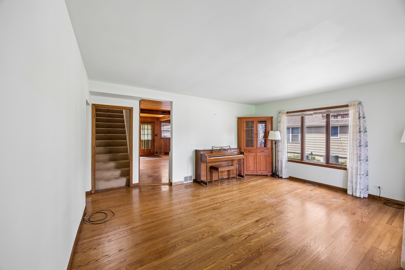 1669 W 187th Street Property Photo 4