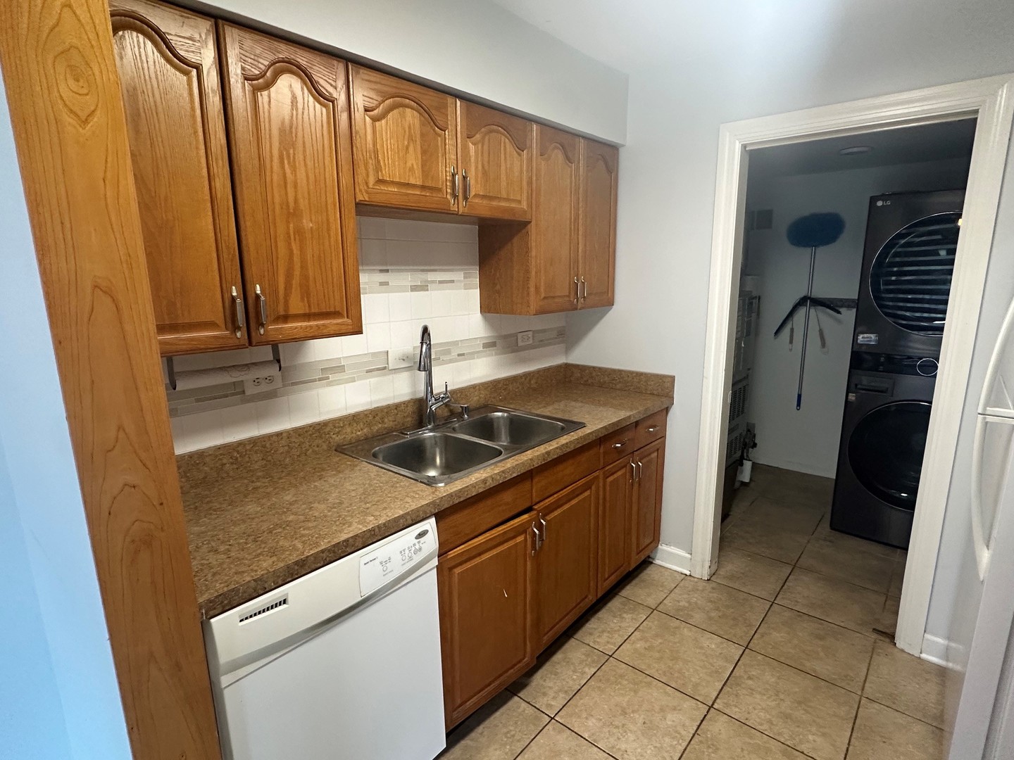 5700 Dutch Mill Court B Property Photo 8