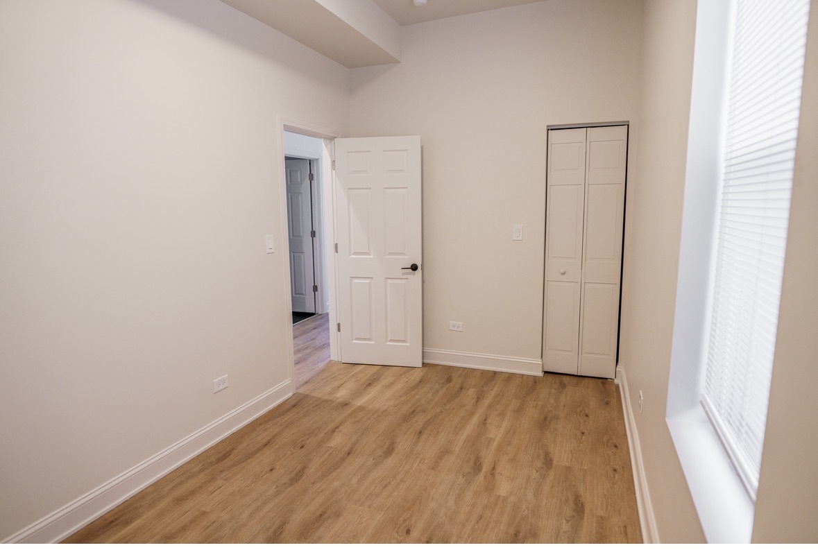 6613 S Vernon Avenue 2 Property Photo 7