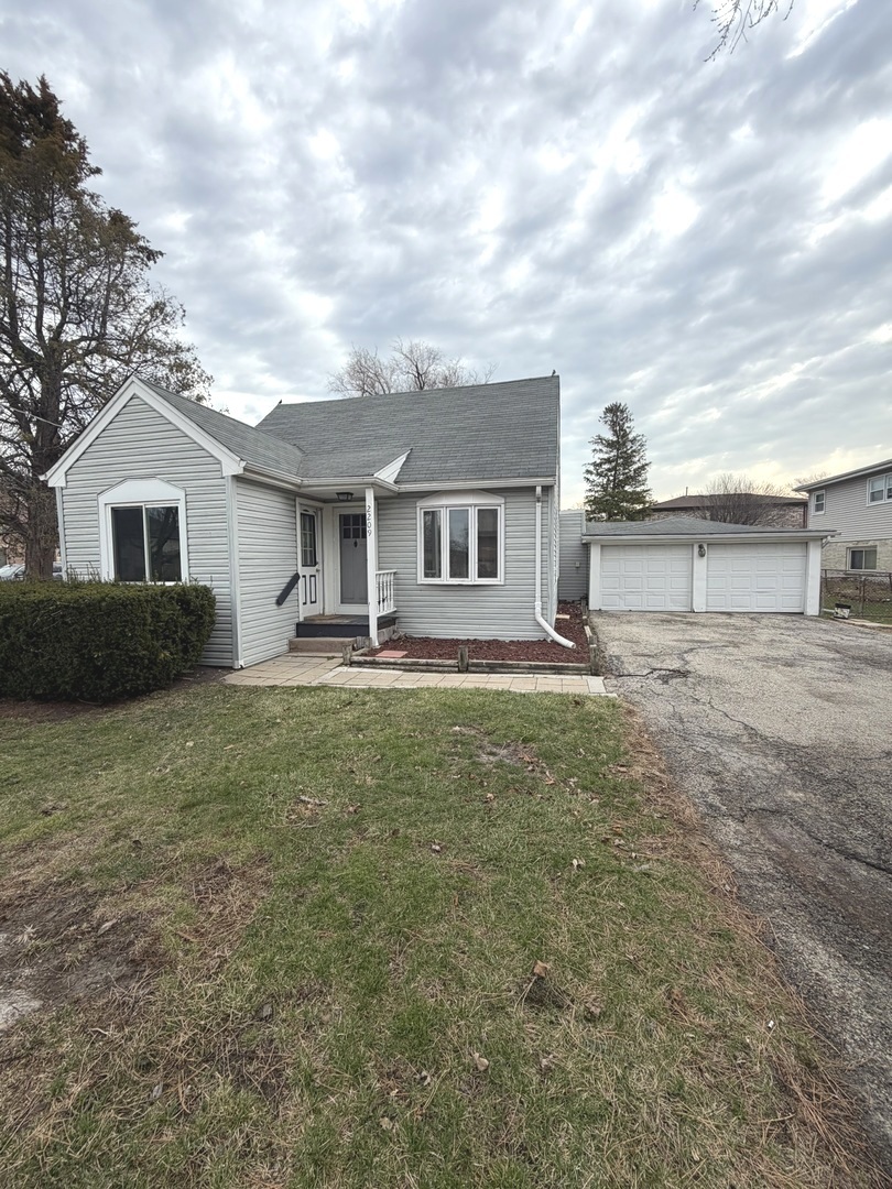 2209 Douglas Avenue Property Photo 1