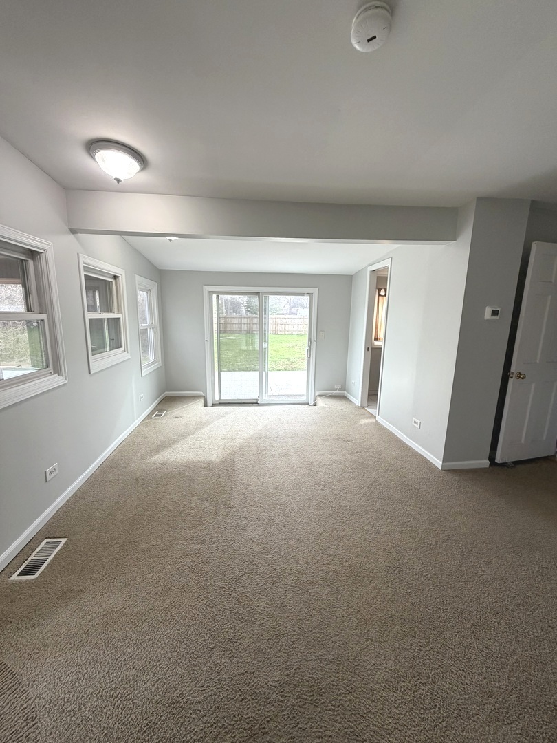 2209 Douglas Avenue Property Photo 8