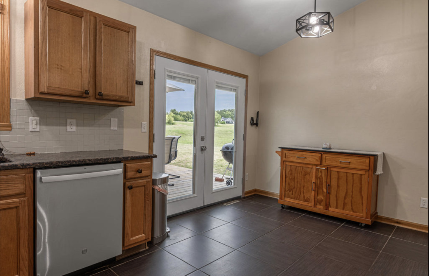 12399 Barberry Drive Property Photo 11
