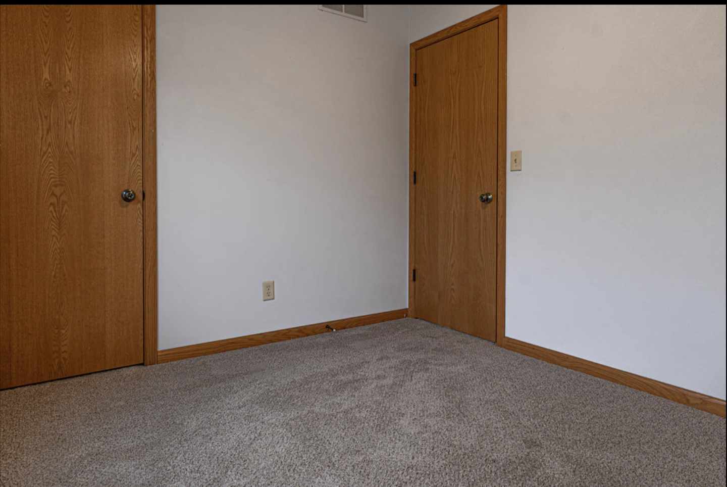 12399 Barberry Drive Property Photo 16