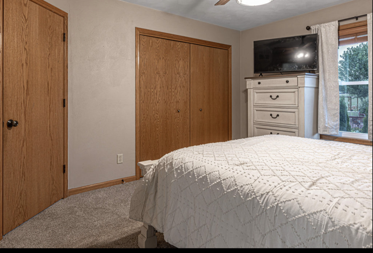 12399 Barberry Drive Property Photo 18