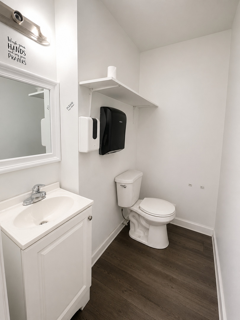956 N Central Park Avenue Property Photo 17