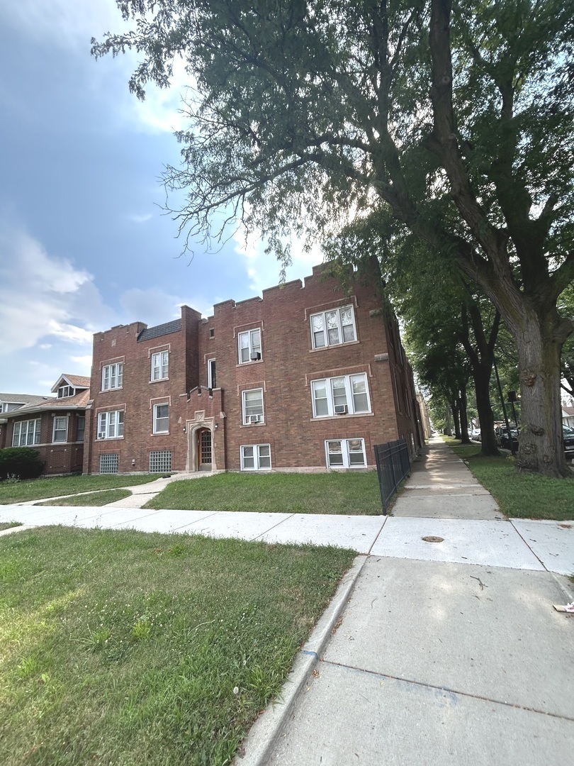 221 E 78th Street 2 Property Photo 1