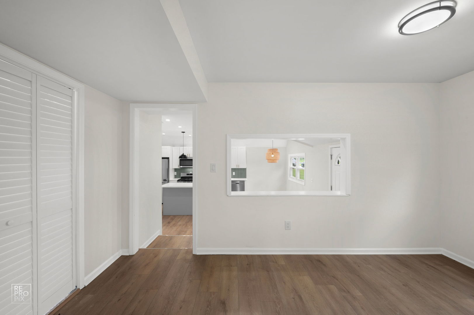 15701 Central Park Avenue Property Photo 6