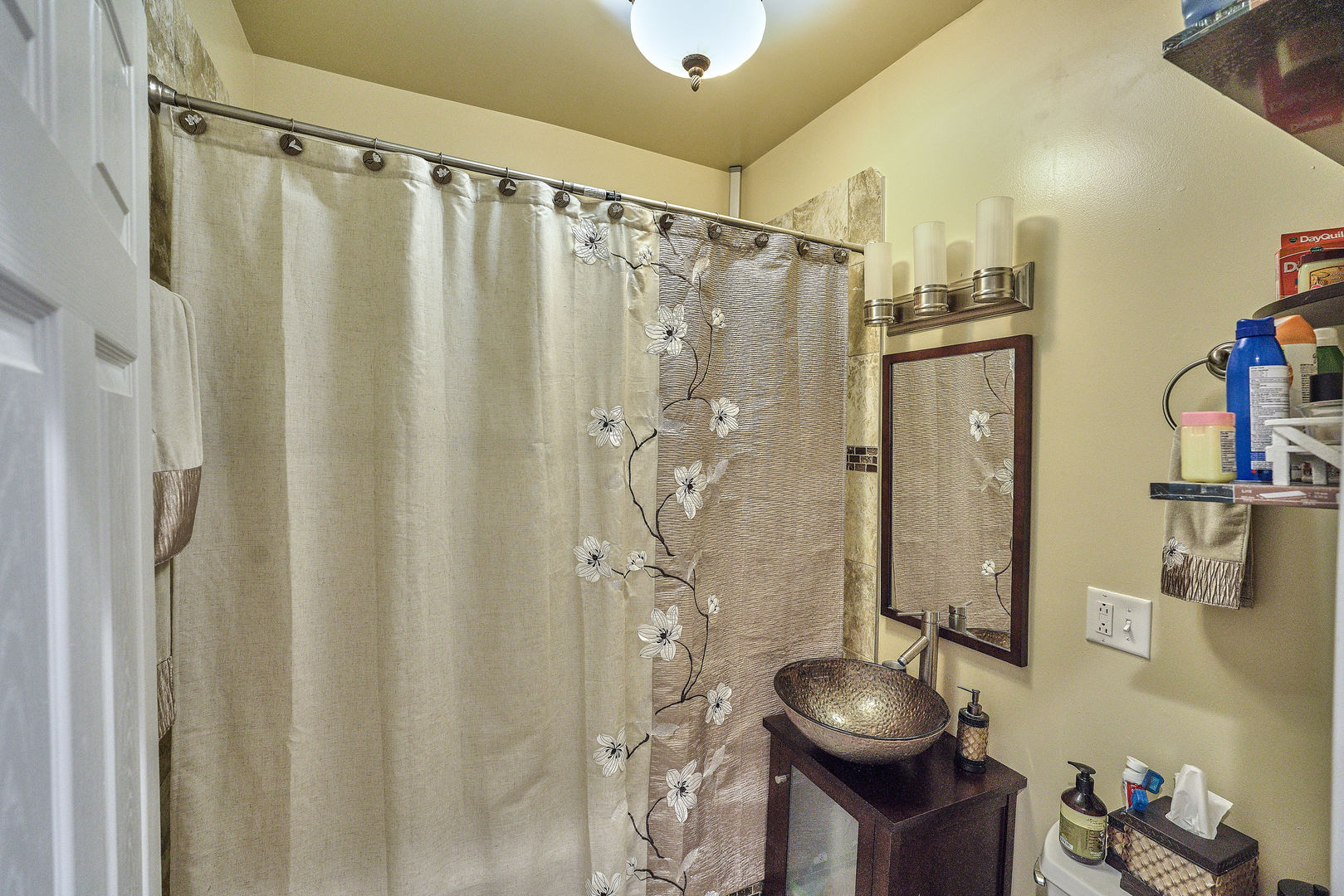 200 N Mayfield Avenue Property Photo 27