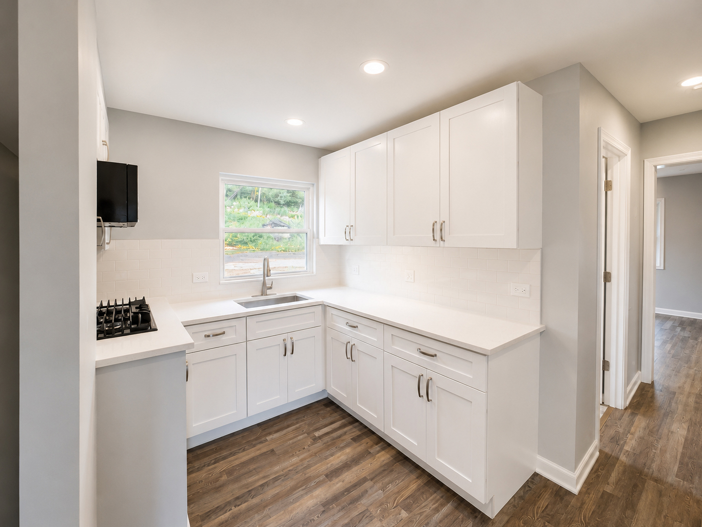 814 Caton Street Property Photo 4