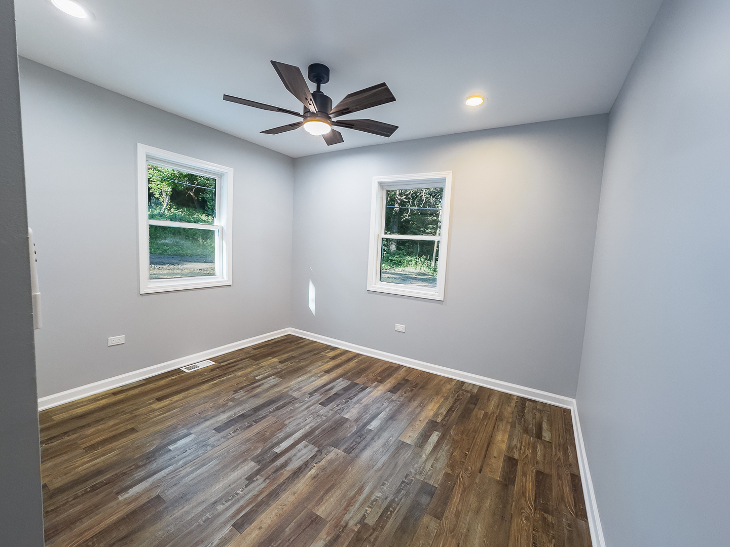 814 Caton Street Property Photo 11
