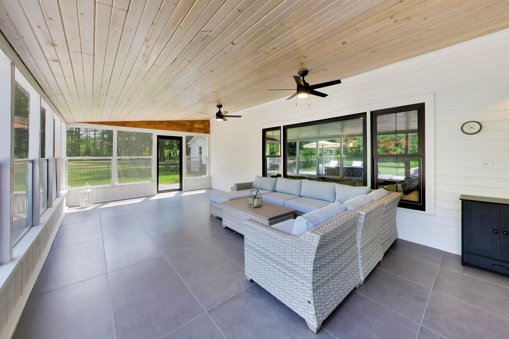8105 Bull Valley Road Property Photo 22