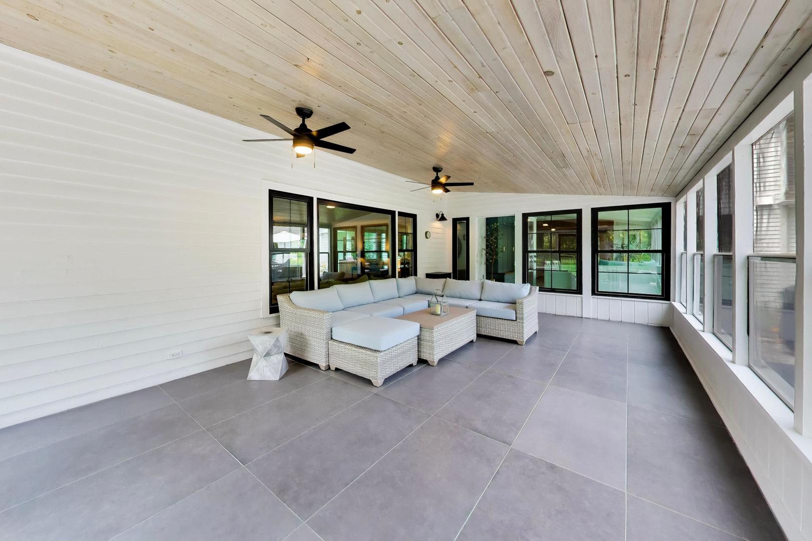 8105 Bull Valley Road Property Photo 23