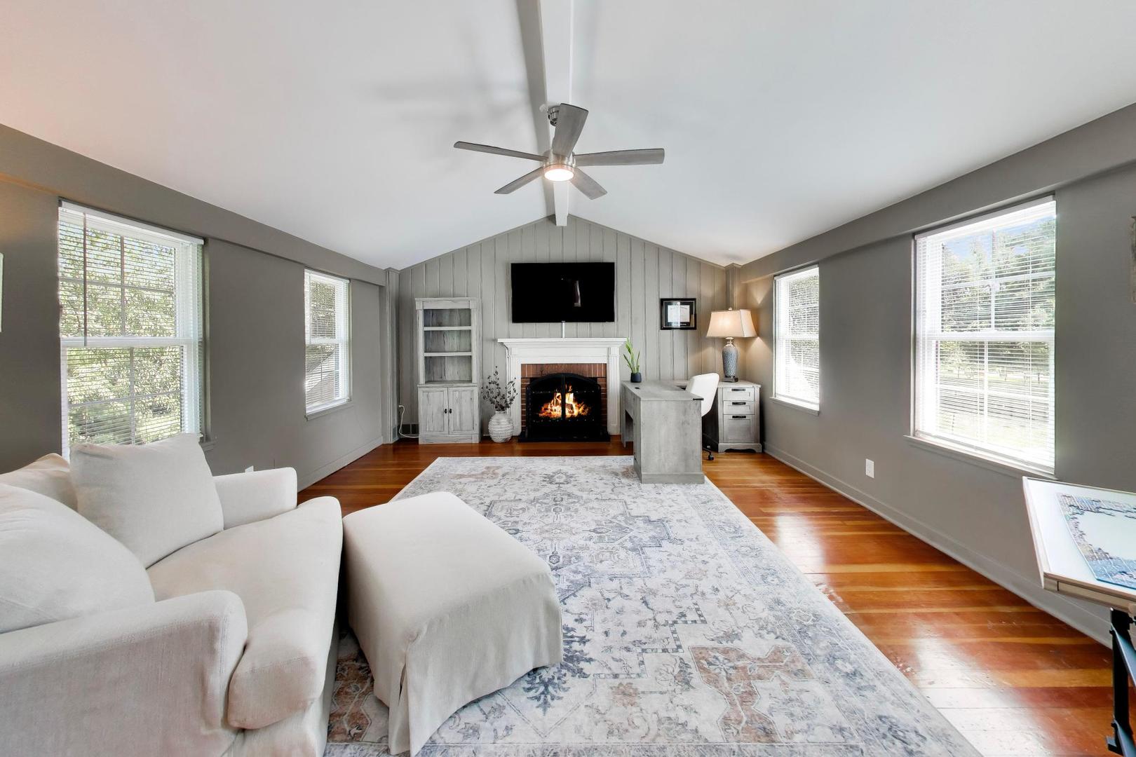 8105 Bull Valley Road Property Photo 24