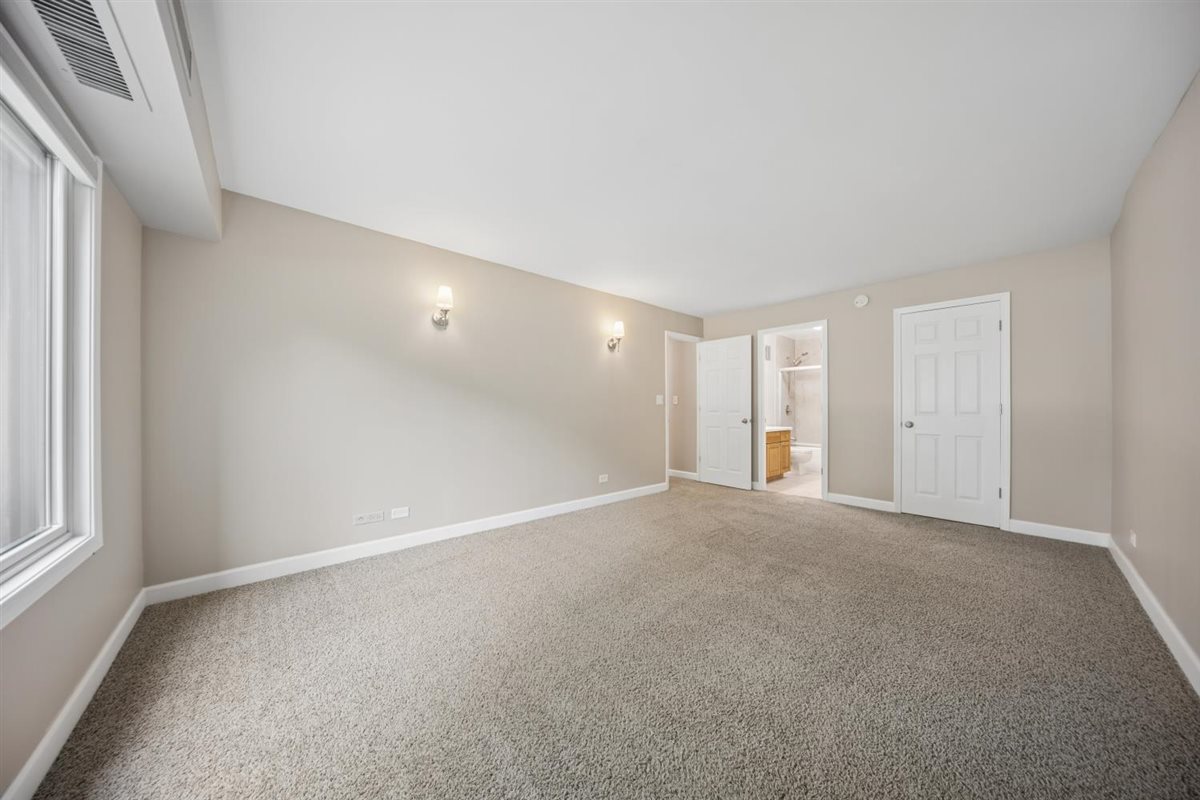 1405 E Central Road 118c Property Photo 13