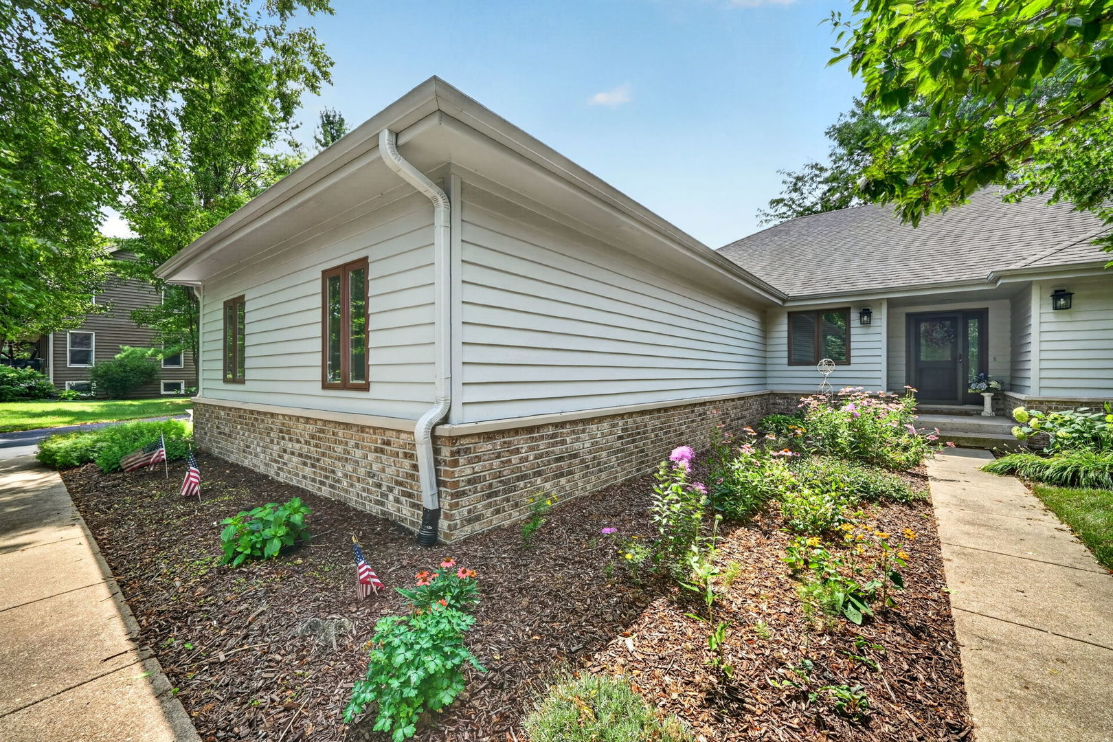 10293 E Hickory Ridge Drive Property Photo 1