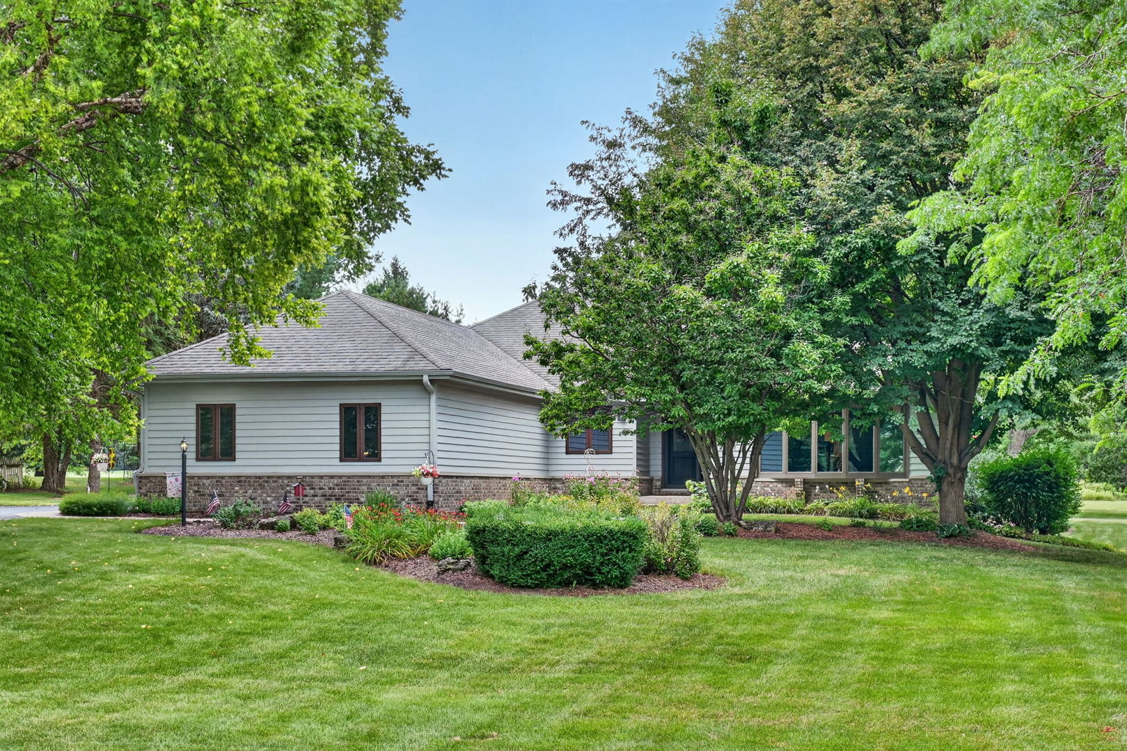 10293 E Hickory Ridge Drive Property Photo 2