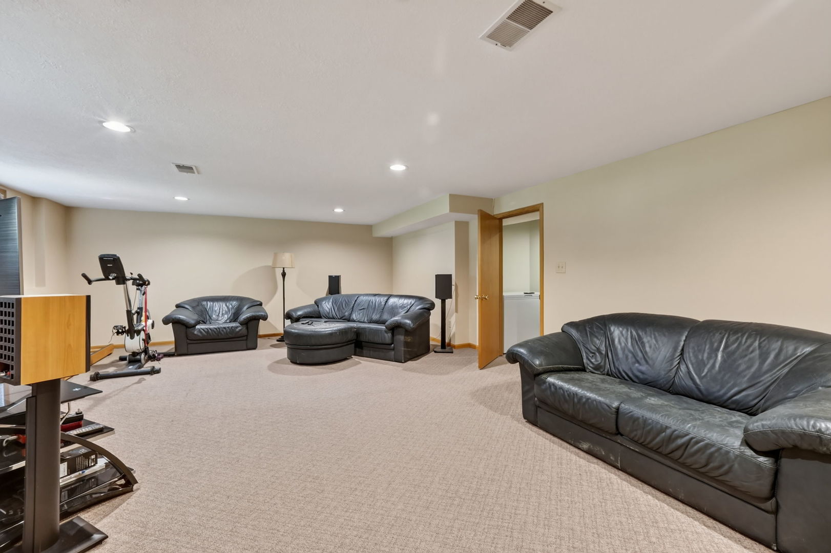 10293 E Hickory Ridge Drive Property Photo 32