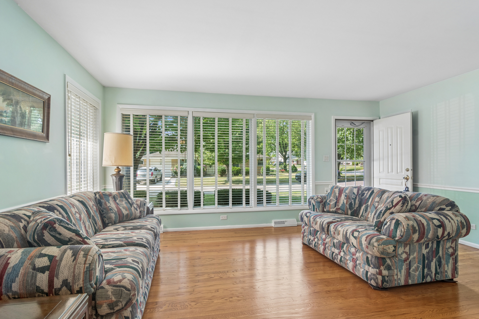 1145 S Haddow Avenue Property Photo 3