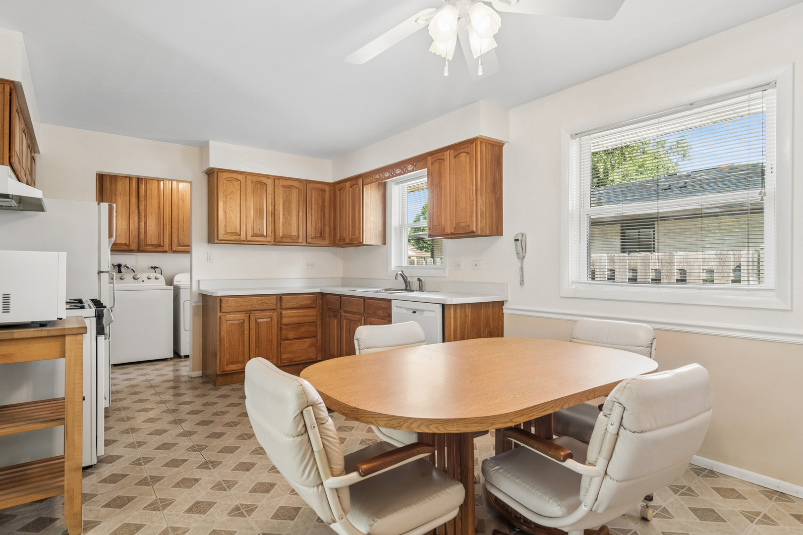 1145 S Haddow Avenue Property Photo 6