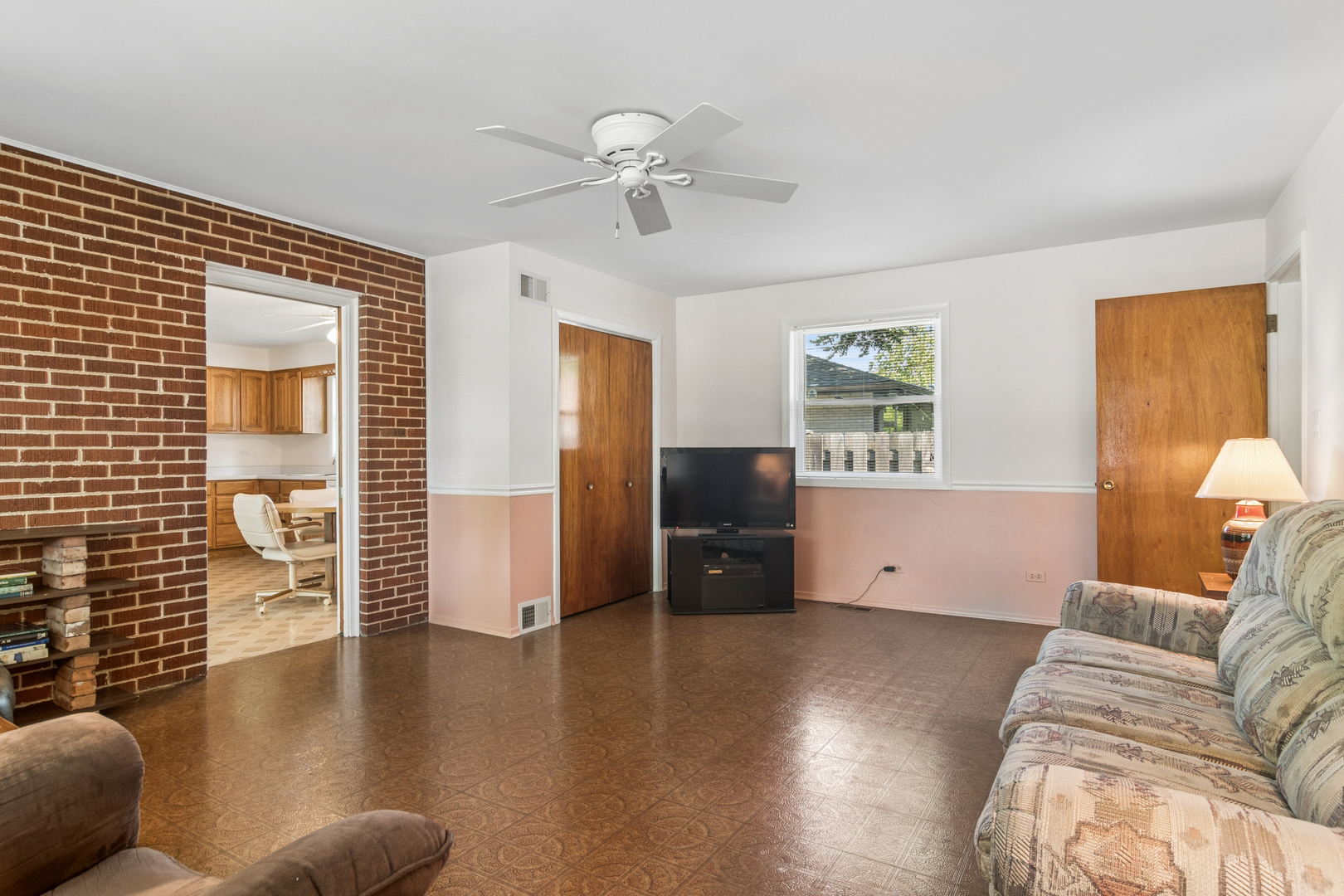 1145 S Haddow Avenue Property Photo 18
