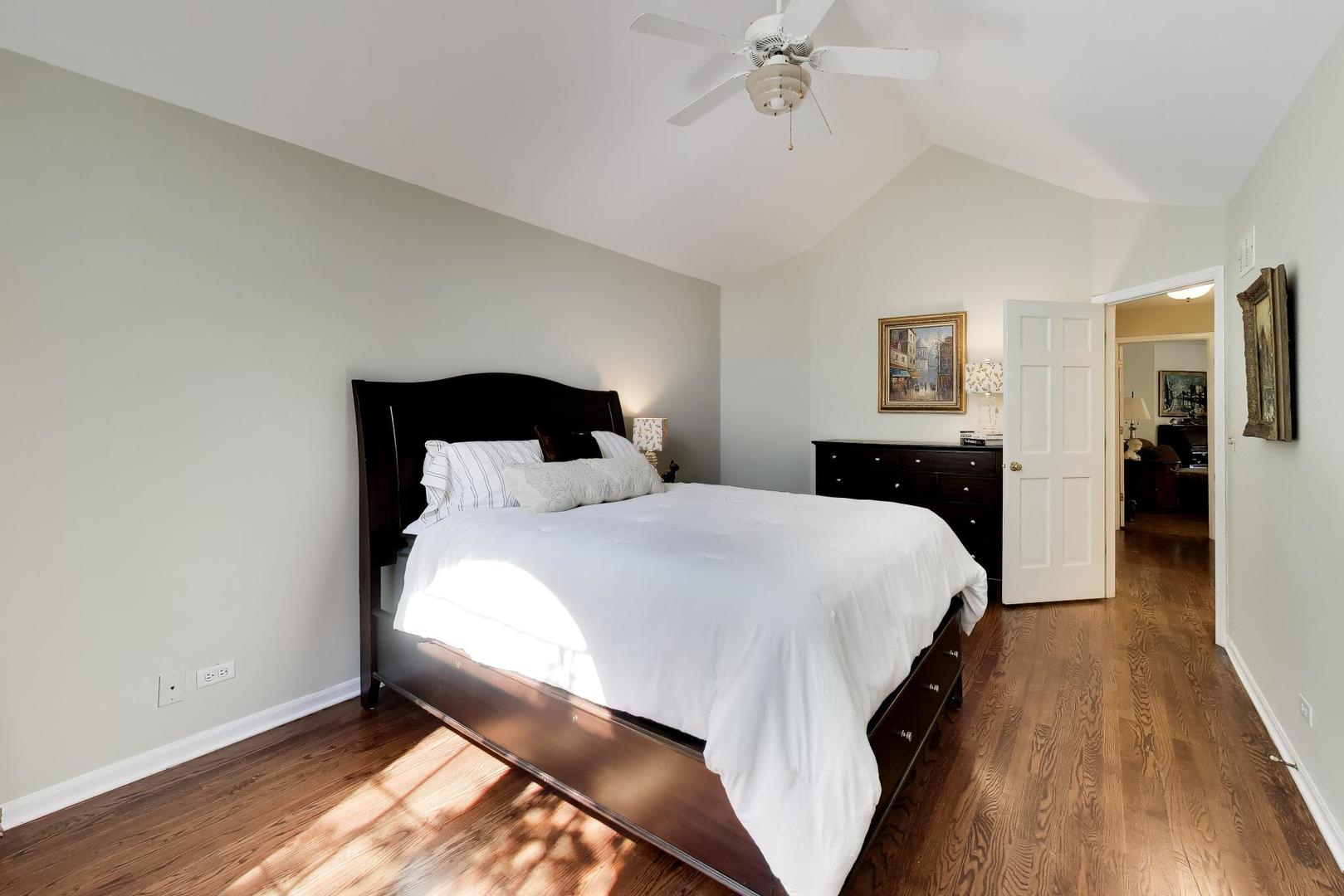 1309 S Pine Avenue Property Photo 32