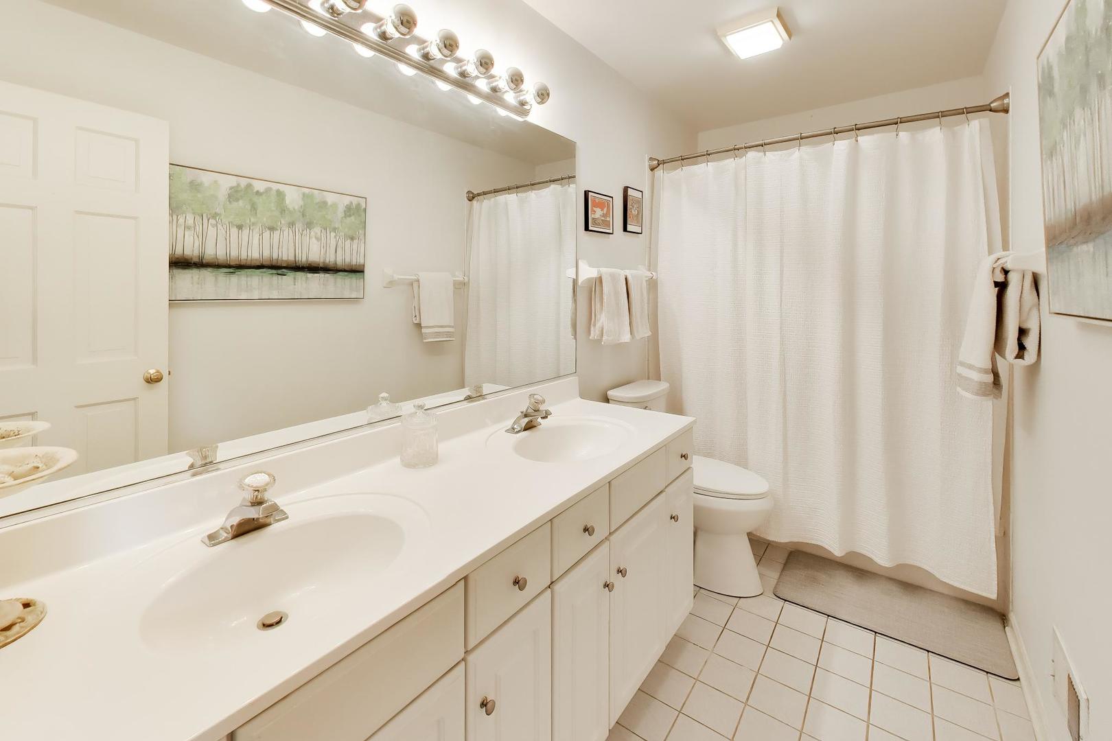 1309 S Pine Avenue Property Photo 33